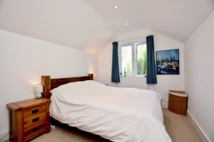 Bedroom- click for photo gallery